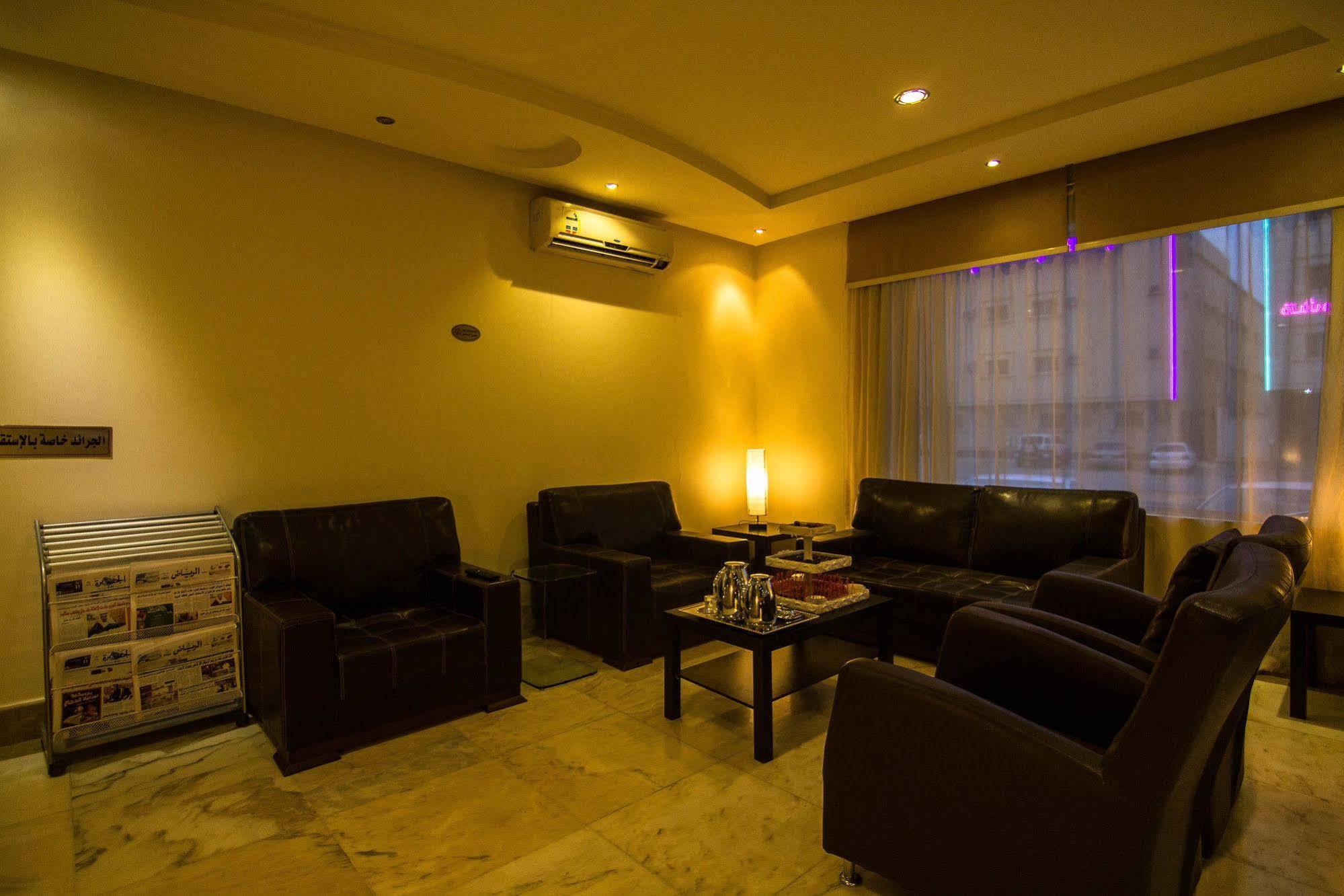 Al Makan Suites 101 By Al Azmy Riyad Dış mekan fotoğraf